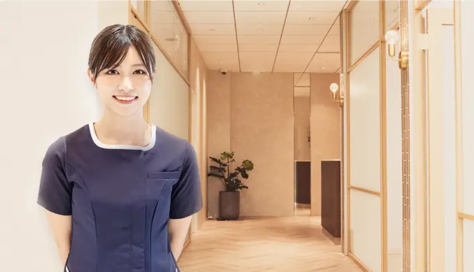 クリニックスタッフと、院内の画像