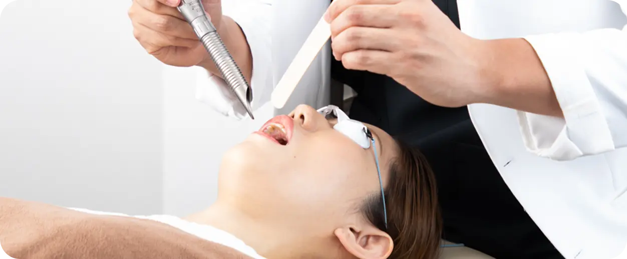 最新レーザー治療「パルスサーミア」の施術写真